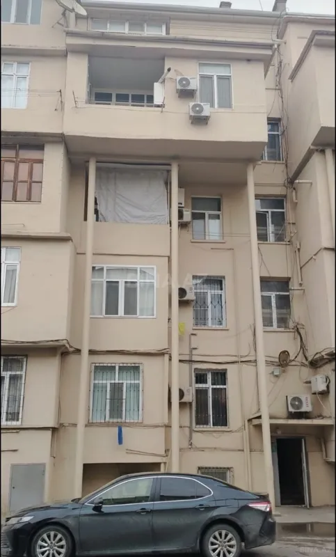 Satılır 2 otaqlı mənzil 56 m²