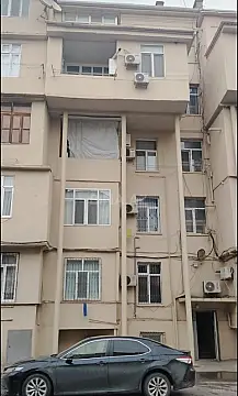 Satılır 2 otaqlı mənzil 56 m² — Bakı, Memar Əcəmi yanı 2 otaq 56.00 m²