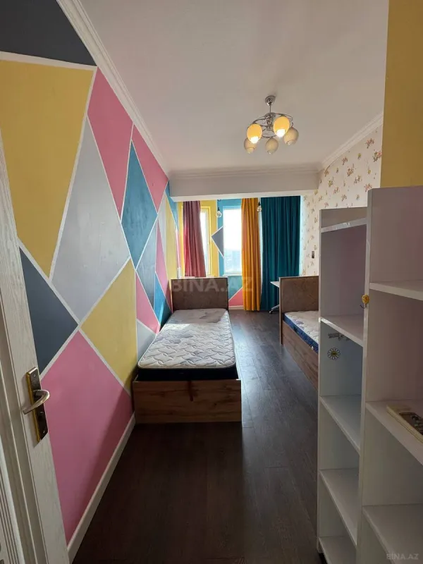 Satılır 3 otaqlı mənzil 70 m²