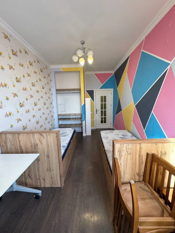 Satılır 3 otaqlı mənzil 70 m²