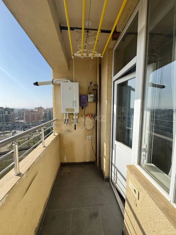Satılır 3 otaqlı mənzil 70 m²