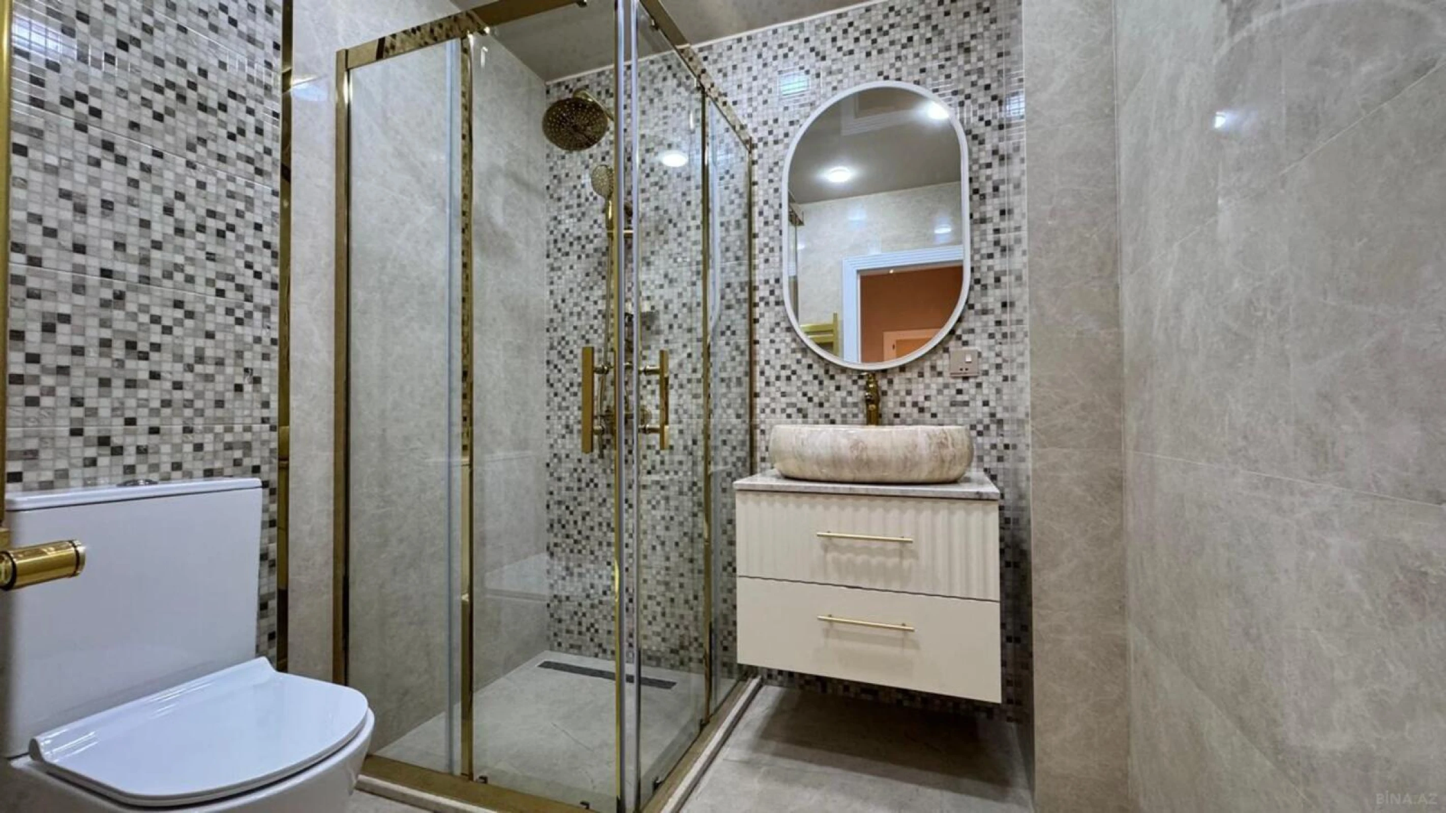 Satılır 2 otaqlı mənzil 80 m²