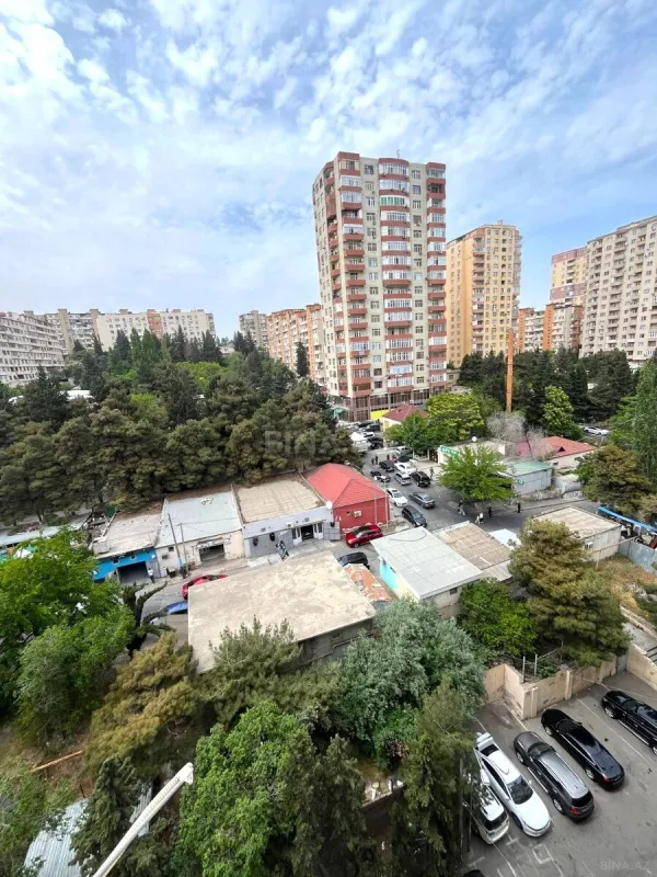 Satılır 2 otaqlı mənzil 72 m²