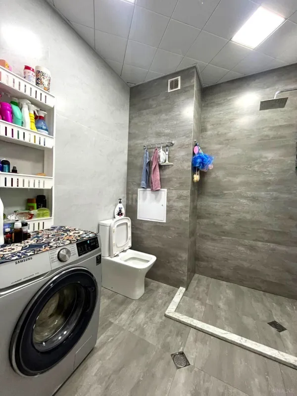 Satılır 2 otaqlı mənzil 72 m²