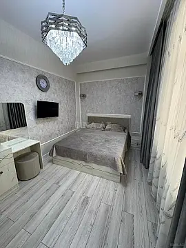 Satılır 3 otaqlı mənzil 92 m²
