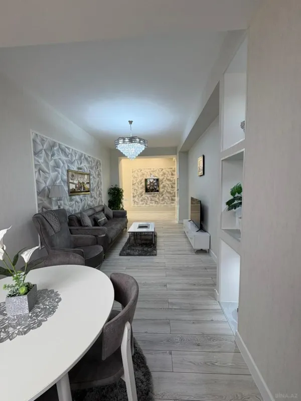 Satılır 3 otaqlı mənzil 92 m²