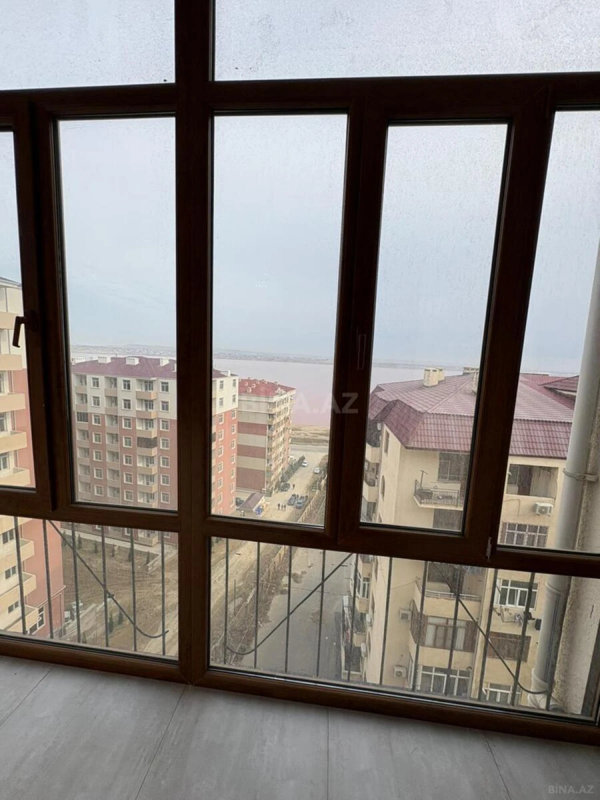 Satılır 3 otaqlı mənzil 92 m²
