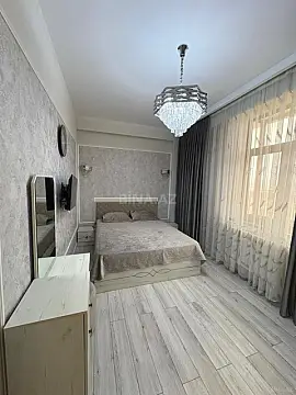 Satılır 3 otaqlı mənzil 92 m²