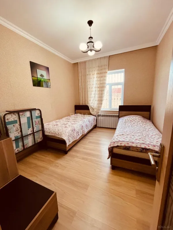 Satılır 5 otaqlı həyət evi 120 m²