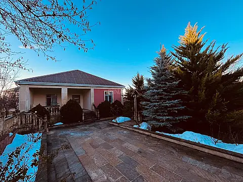 Satılır 5 otaqlı həyət evi 120 m²