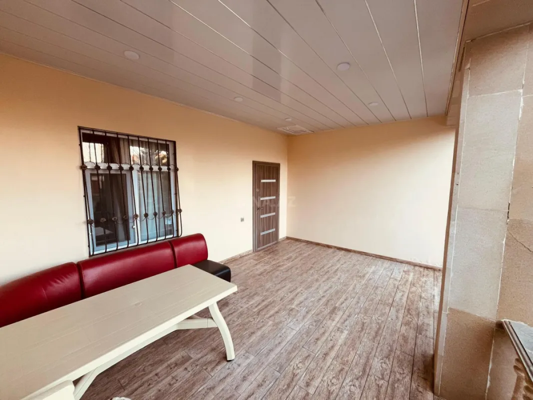 Satılır 5 otaqlı həyət evi 120 m²
