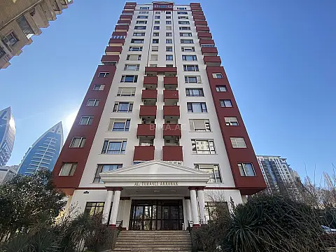 Satılır 4 otaqlı mənzil 235 m² — Bakı, İçərişəhər 4 otaq 235.00 m²