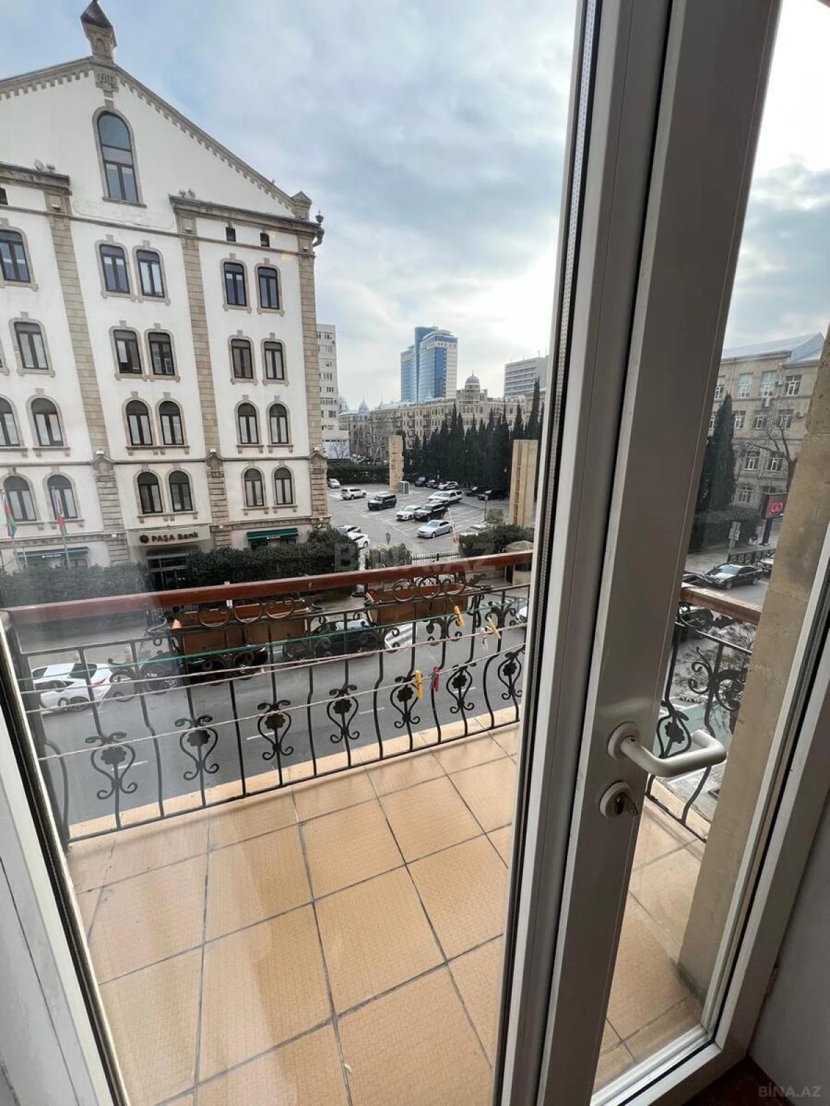 Kirayə verilir 2 otaqlı mənzil 55 m²