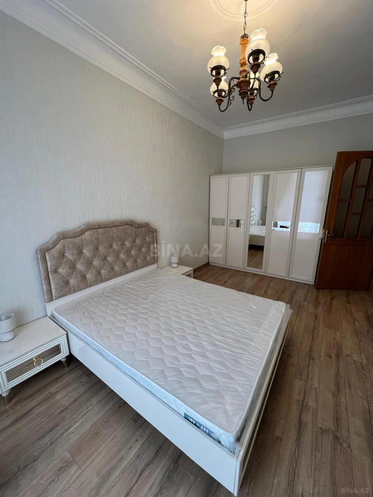 Kirayə verilir 2 otaqlı mənzil 55 m²