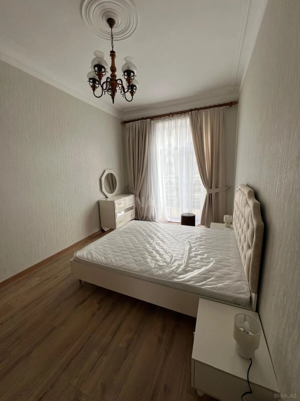 Kirayə verilir 2 otaqlı mənzil 55 m²