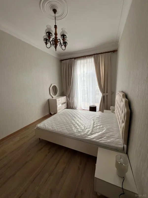 Kirayə verilir 2 otaqlı mənzil 55 m²
