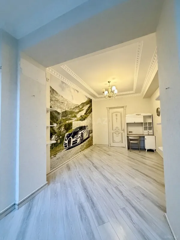 Satılır 3 otaqlı mənzil 110 m²