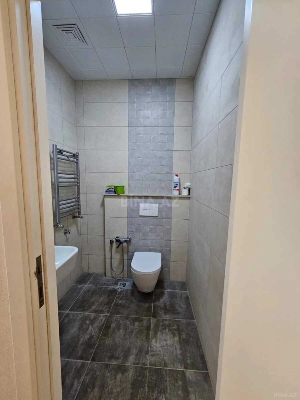 Satılır 3 otaqlı mənzil 102 m²