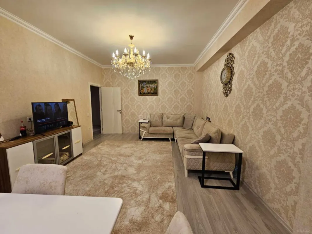 Satılır 3 otaqlı mənzil 102 m²