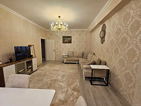Satılır 3 otaqlı mənzil 102 m²