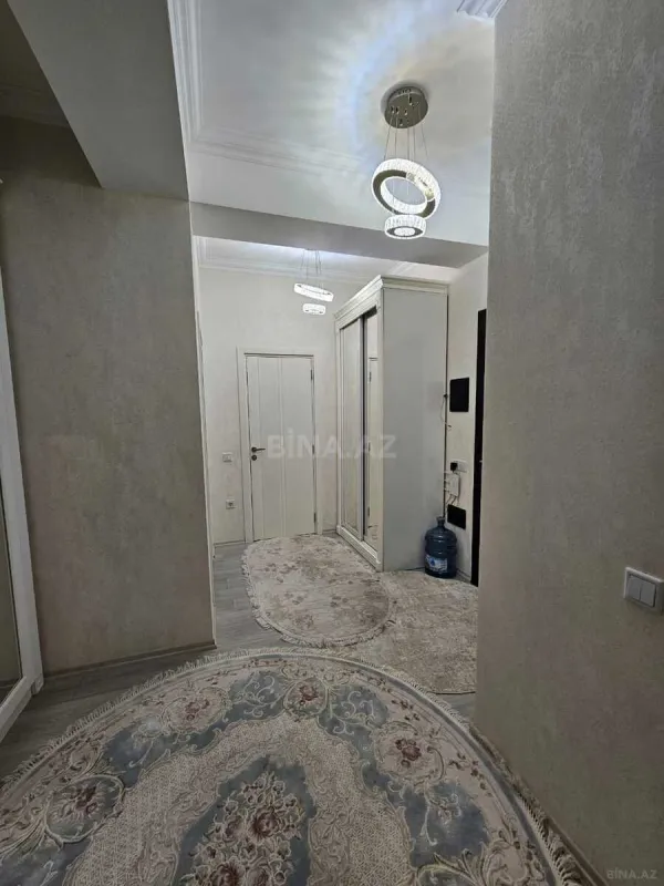 Satılır 3 otaqlı mənzil 102 m²