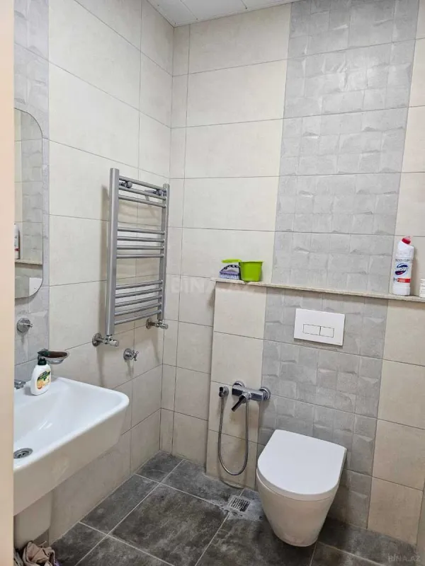 Satılır 3 otaqlı mənzil 102 m²