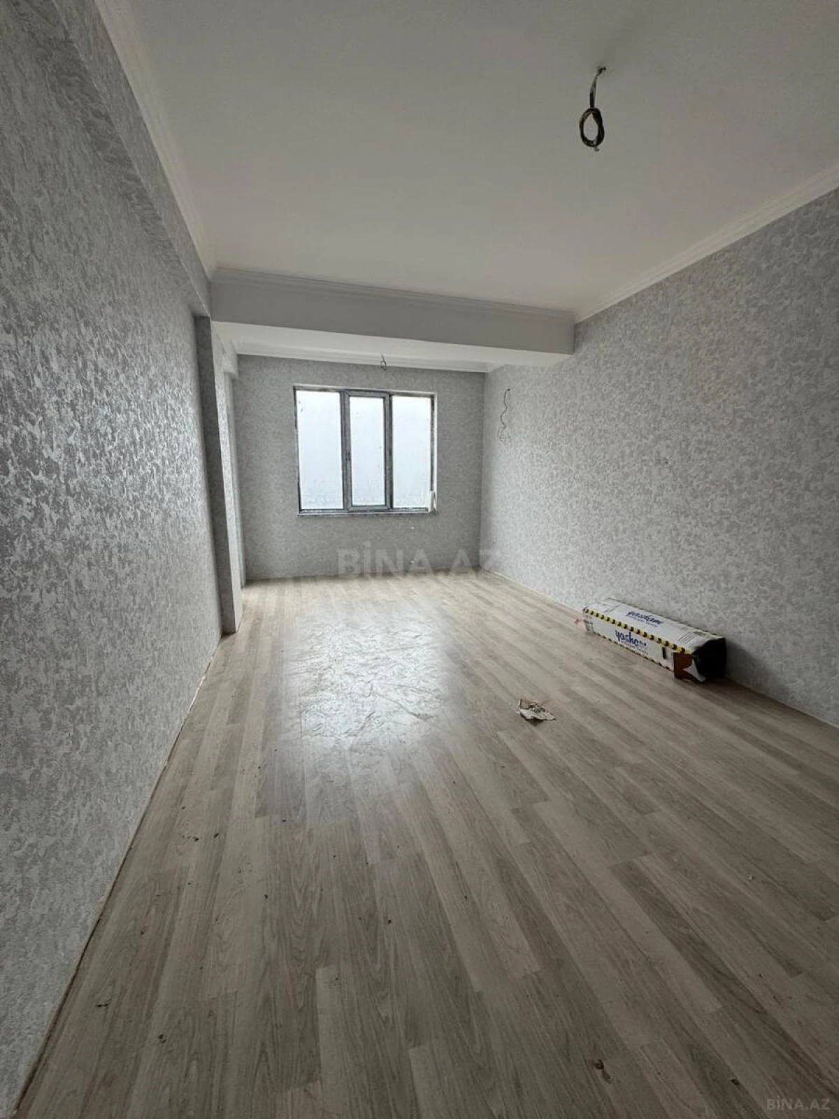 Satılır 3 otaqlı mənzil 93 m²