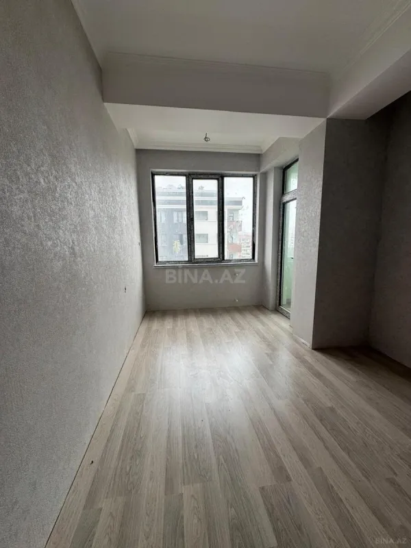 Satılır 3 otaqlı mənzil 93 m²