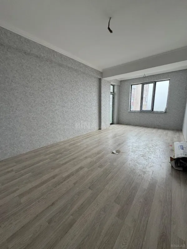 Satılır 3 otaqlı mənzil 93 m²