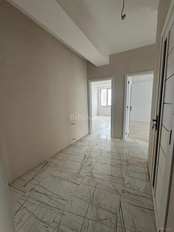 Satılır 3 otaqlı mənzil 93 m²