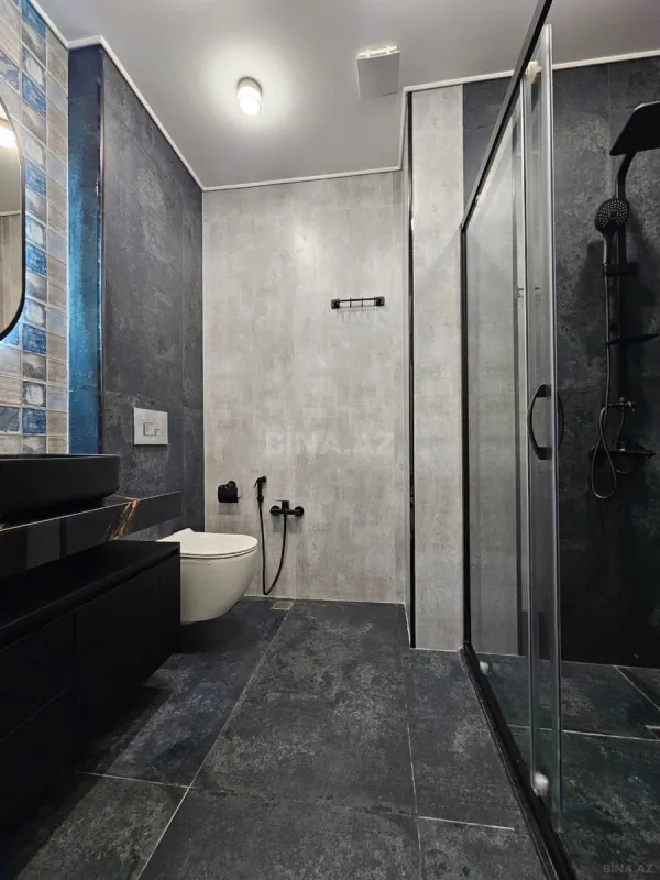 Satılır 3 otaqlı mənzil 117 m²