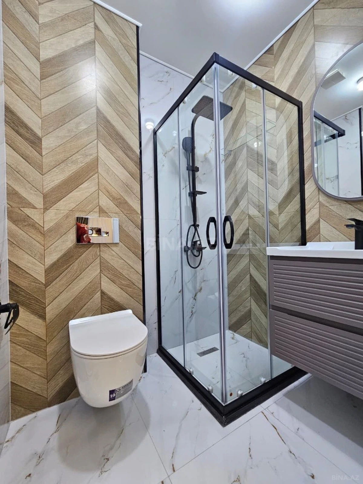 Satılır 3 otaqlı mənzil 117 m²