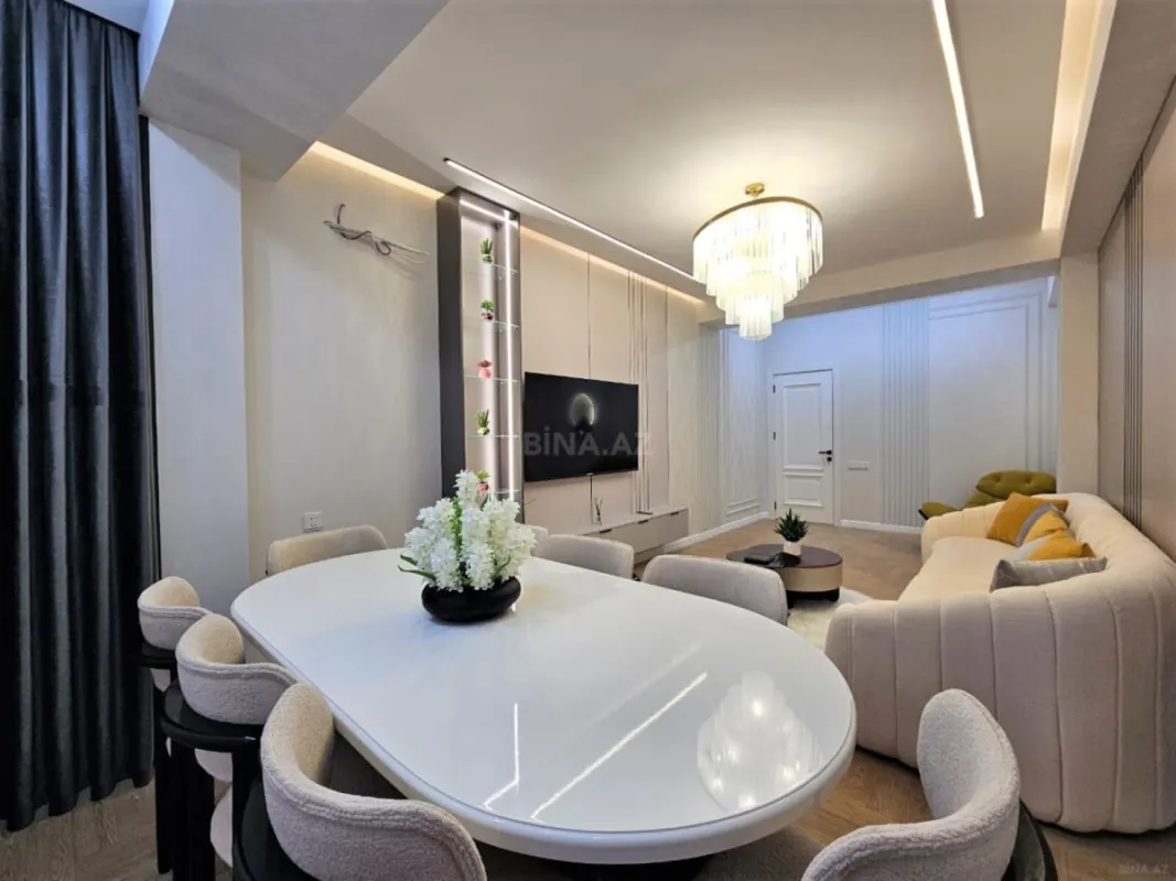 Satılır 3 otaqlı mənzil 117 m²