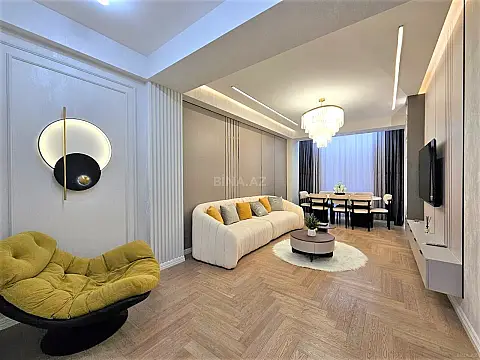 Satılır 3 otaqlı mənzil 117 m²