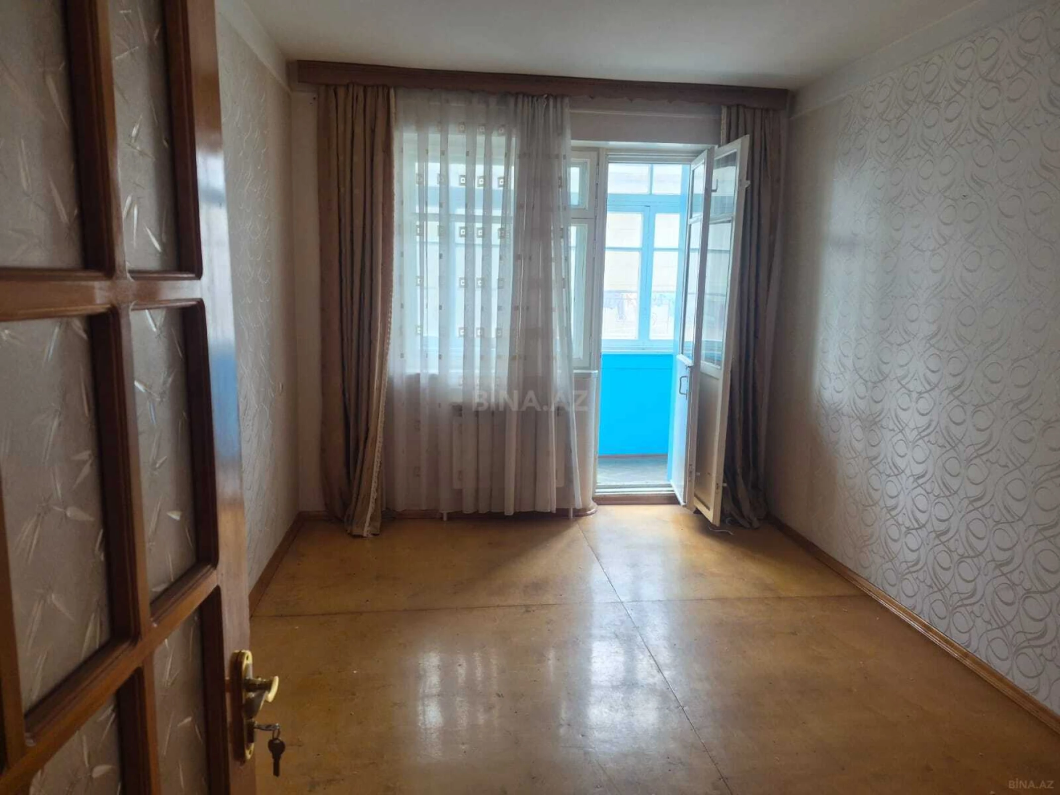 Kirayə verilir 4 otaqlı mənzil 90 m²