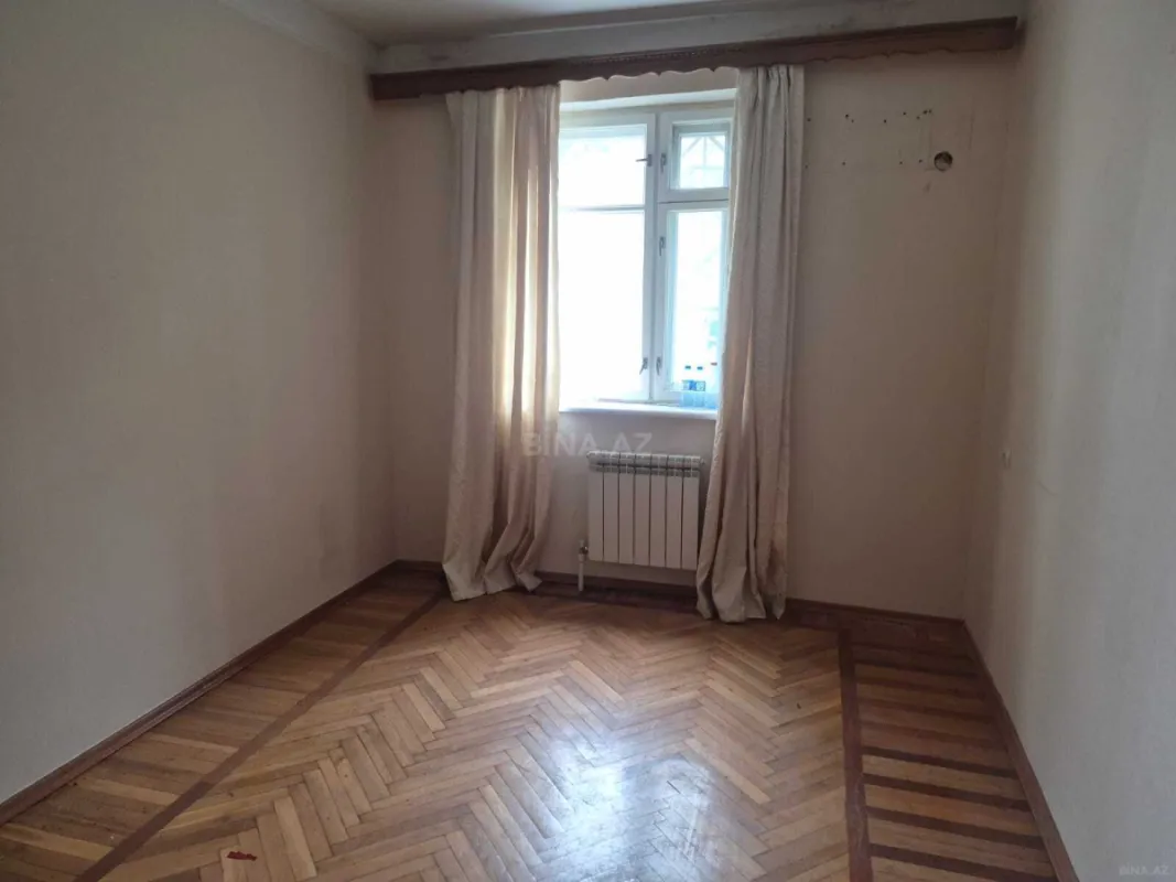 Kirayə verilir 4 otaqlı mənzil 90 m²