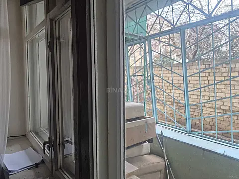 Kirayə verilir 4 otaqlı mənzil 90 m²