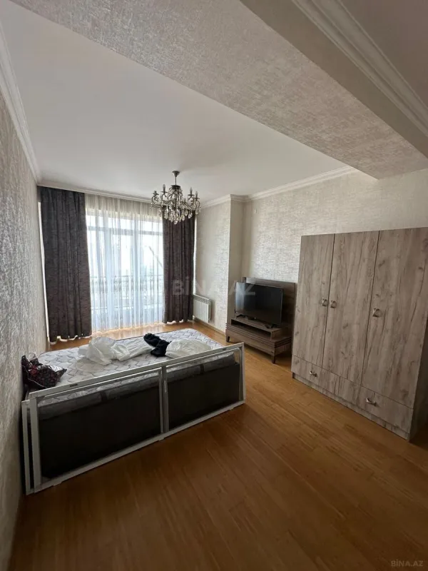 Satılır 2 otaqlı mənzil 80 m²