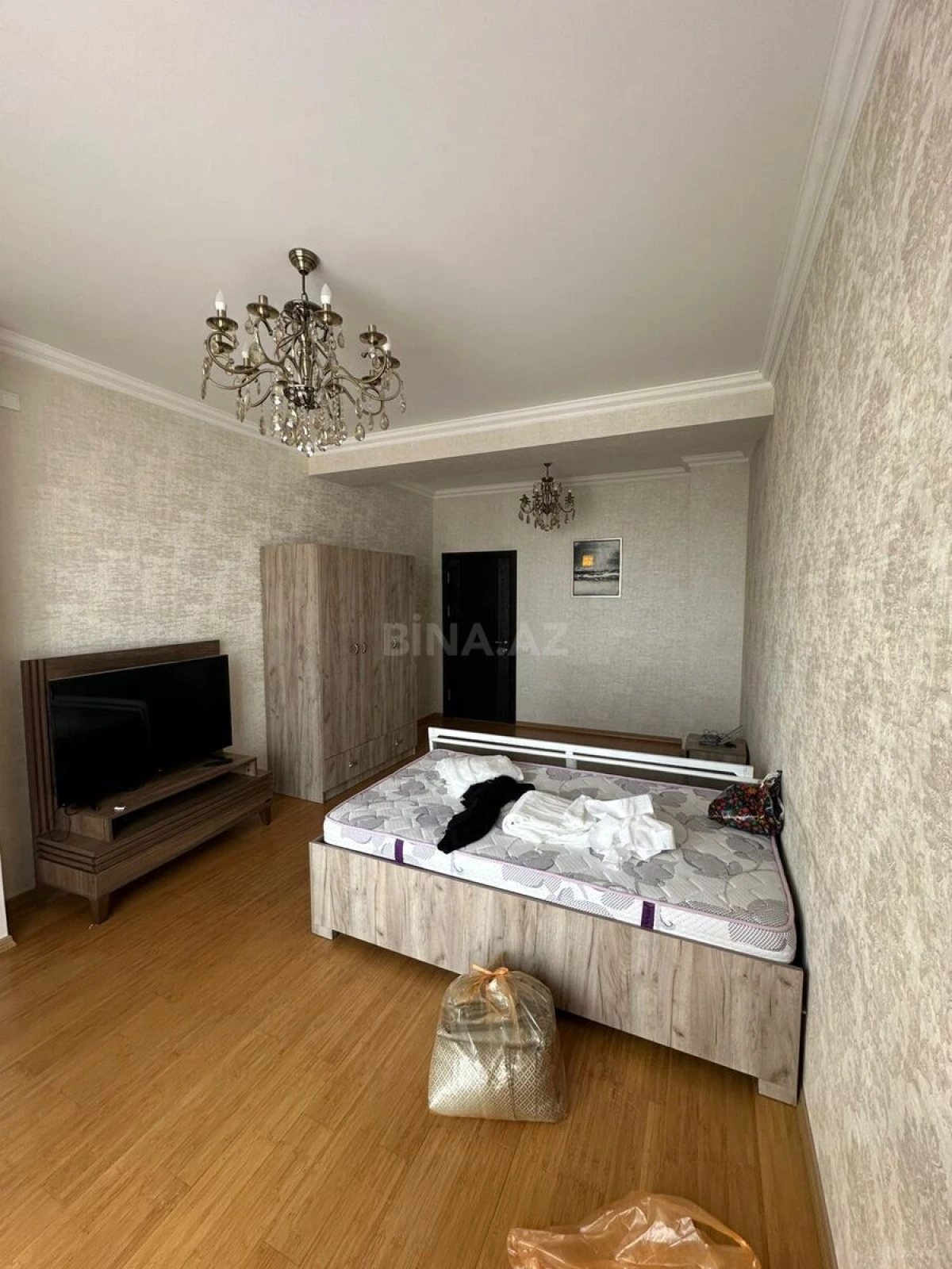 Satılır 2 otaqlı mənzil 80 m²