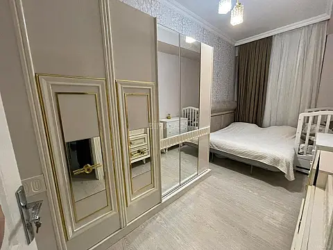 Satılır 2 otaqlı mənzil 60 m²