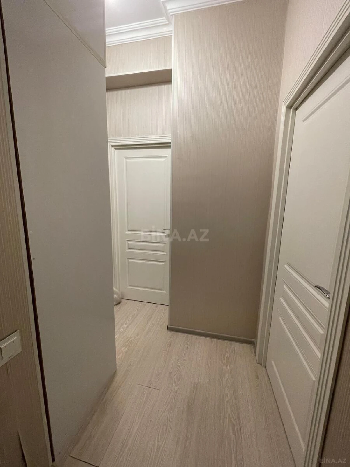 Satılır 2 otaqlı mənzil 60 m²