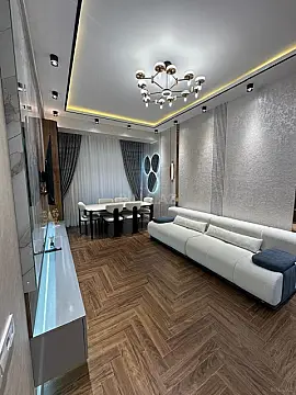 Satılır 2 otaqlı mənzil 61 m²