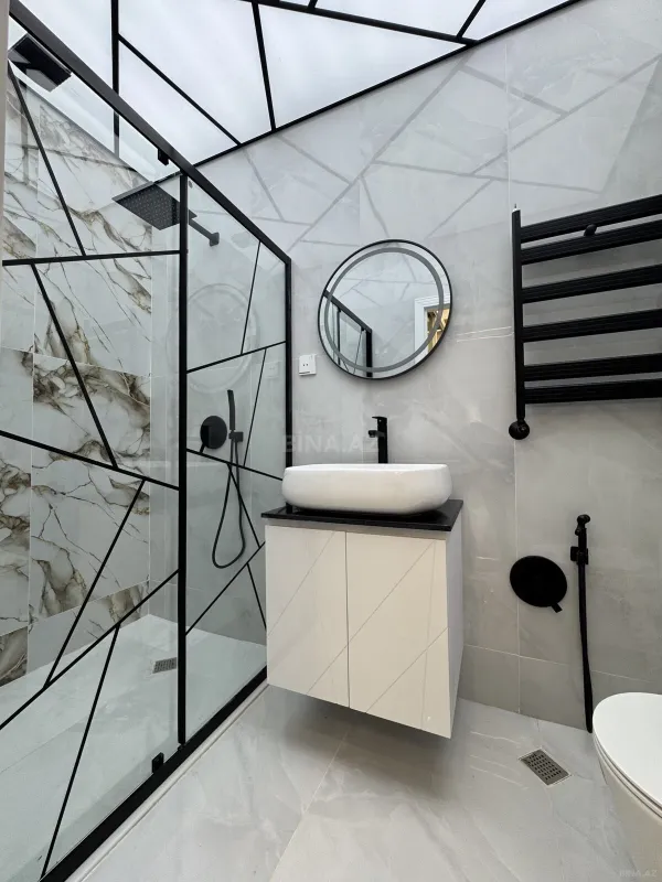 Satılır 2 otaqlı mənzil 68 m²