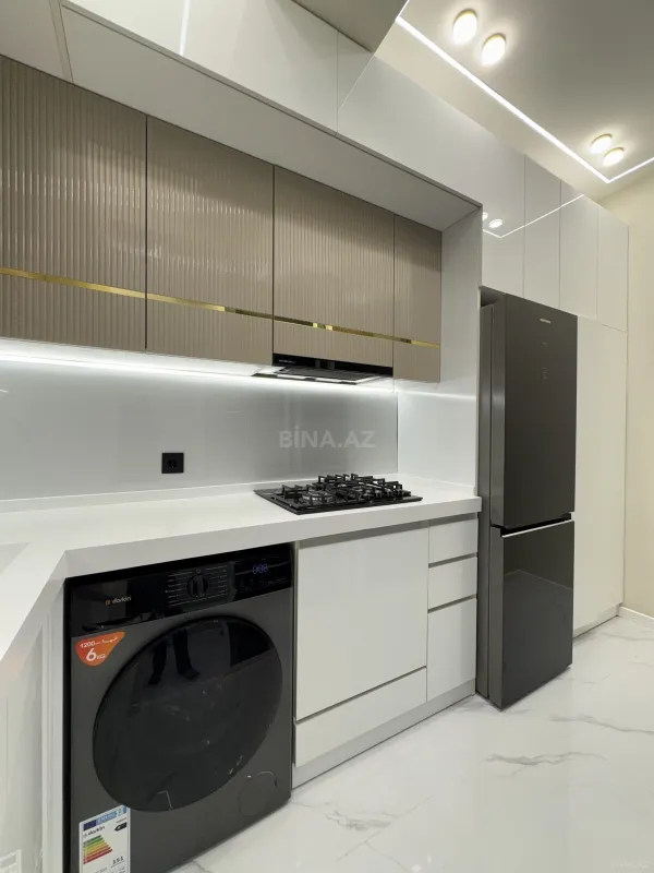 Satılır 2 otaqlı mənzil 68 m²