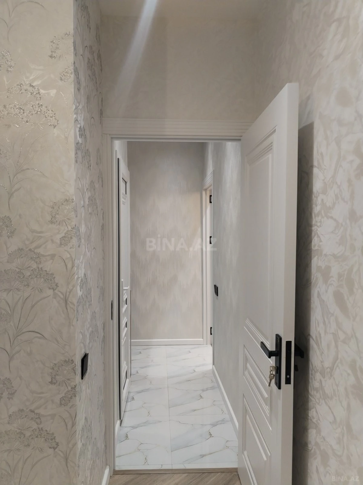 Satılır 2 otaqlı mənzil 45 m²