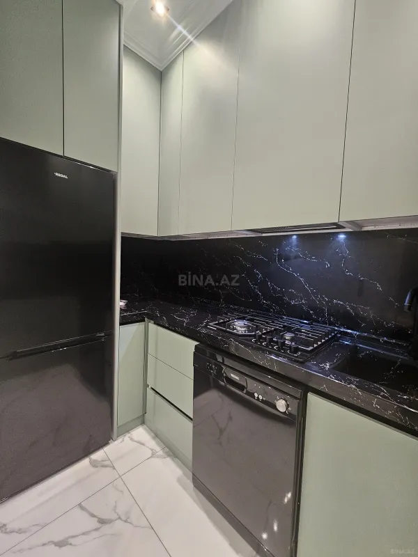 Kirayə verilir 2 otaqlı mənzil 75 m²