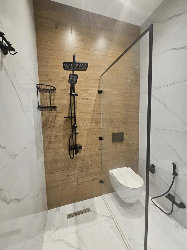 Kirayə verilir 2 otaqlı mənzil 75 m²