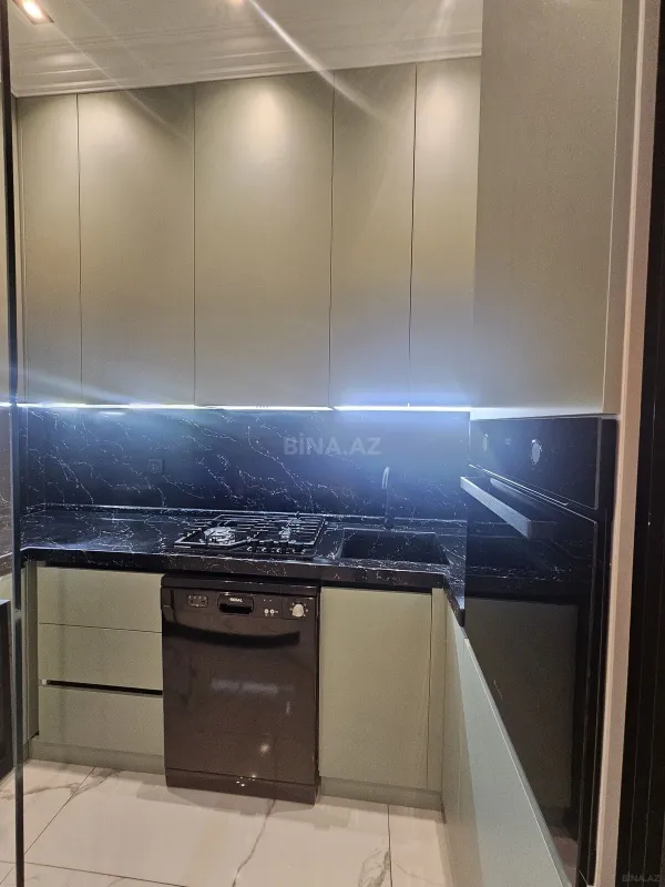 Kirayə verilir 2 otaqlı mənzil 75 m²