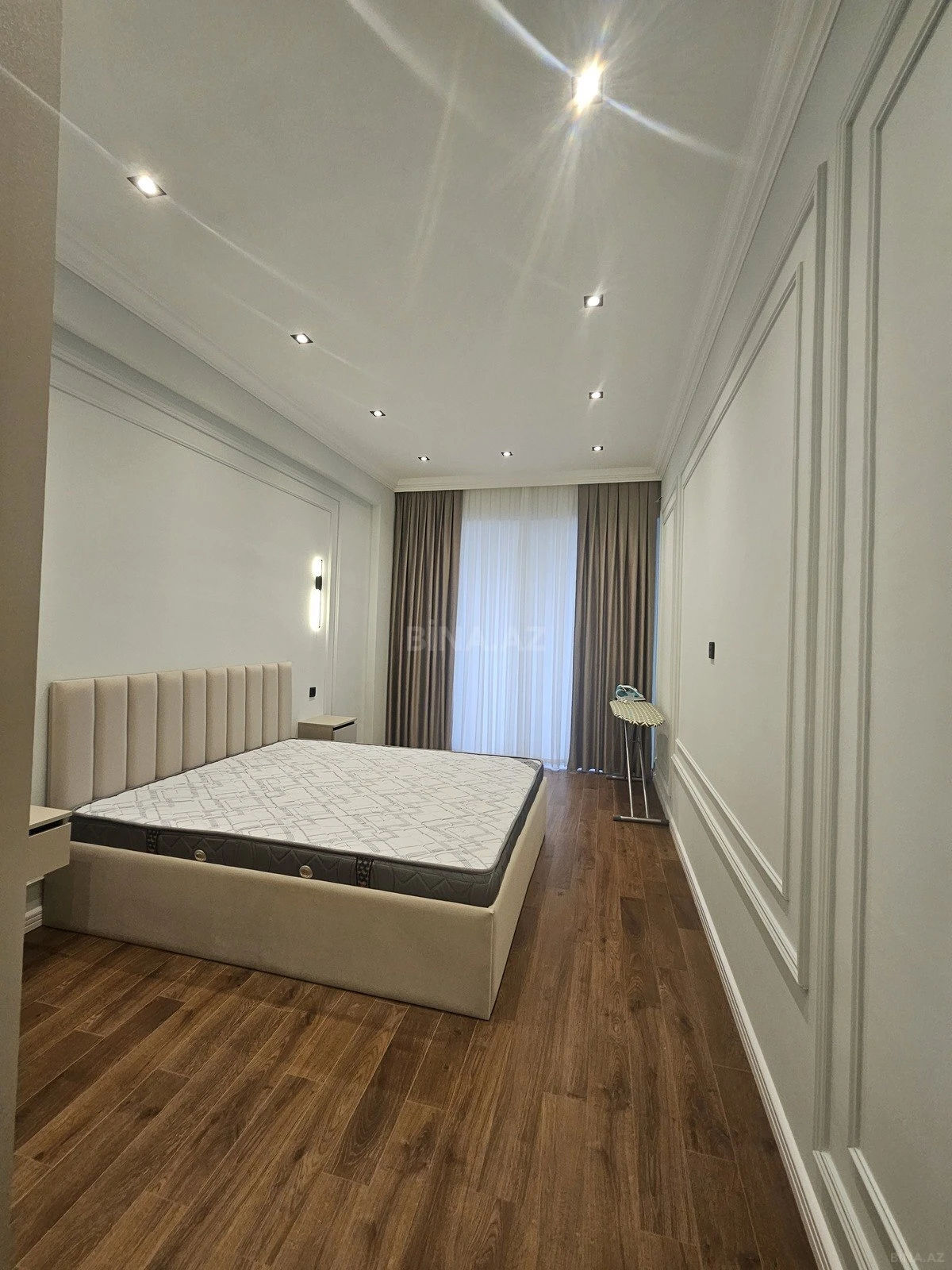 Kirayə verilir 2 otaqlı mənzil 75 m²
