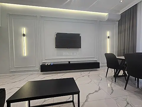Kirayə verilir 2 otaqlı mənzil 75 m²